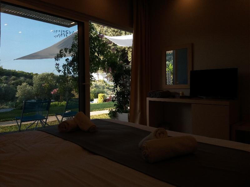 Sunny Place Resort Kranidi Extérieur photo