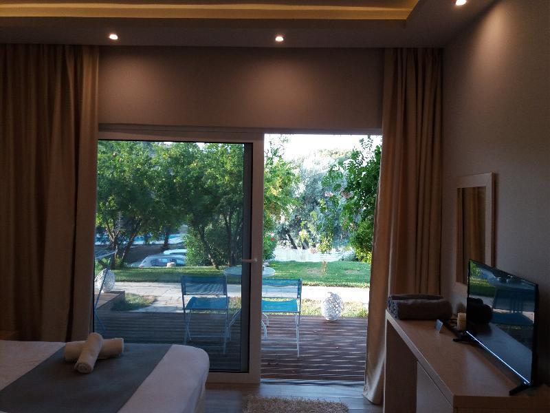 Sunny Place Resort Kranidi Extérieur photo