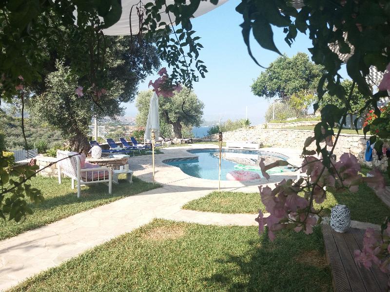Sunny Place Resort Kranidi Extérieur photo